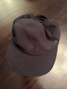 lululemon athletica Black Performance Hat with Interior Logo Tag